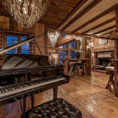 Unique Luxury Chalet Experience In